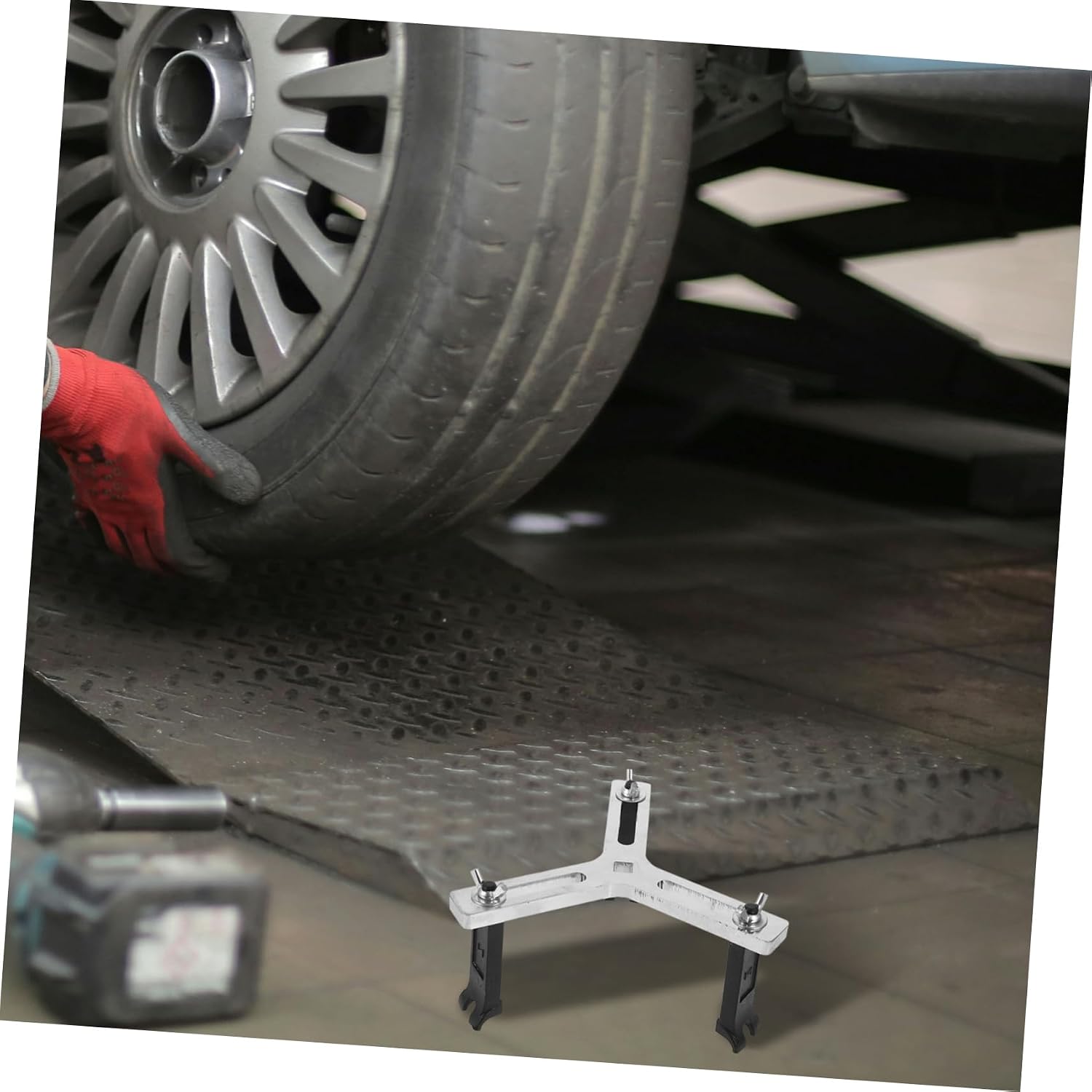  Gatuida Réglable Pour Retrait De Couvercle De Pompe à Essence Outil à Mâchoires Pour Démontage De Réservoirs Accessoire De Réparation Automobile